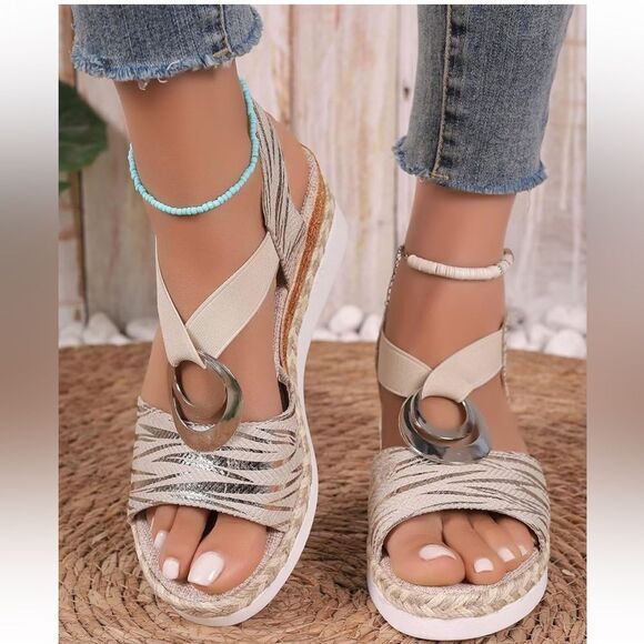 Stylish Black and Gold Women’s Sandals - Picture 2 of 7